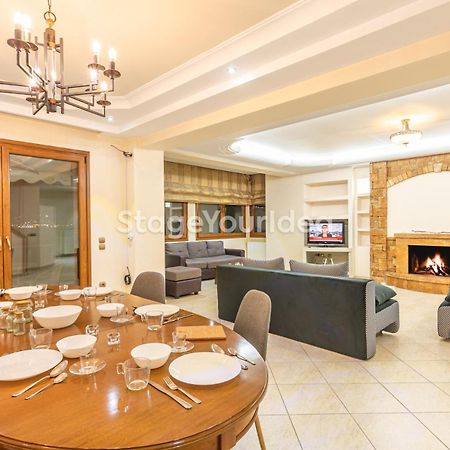 Luxury Appartment, Only 7 Minutes From Thessaloniki Airport And 15 Minutes From City Center ,For 8-23 People Also For Gatherings And Parties Neon Rysion 외부 사진